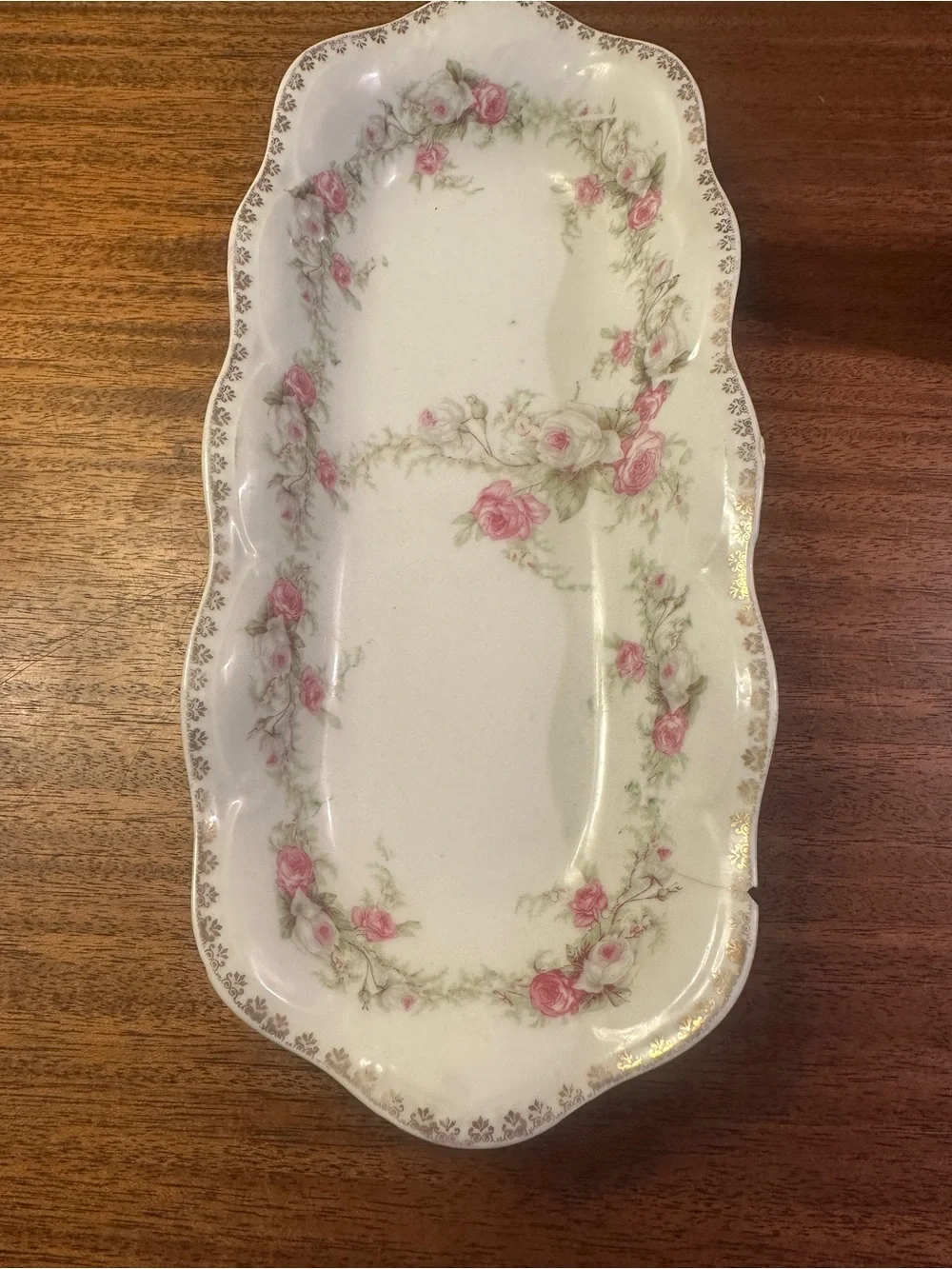 Mignon White Porcelain Serving Tray with Pink Rose Motif
